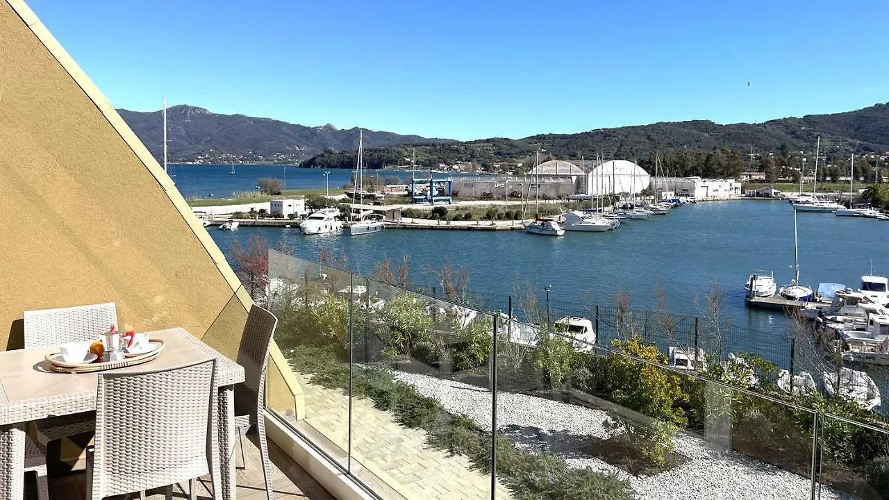 Fronte Mare Suites - Argonautivacanze Portoferraio 0*,